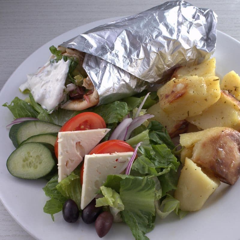 Poulet Assiette / Chicken Pita Plate