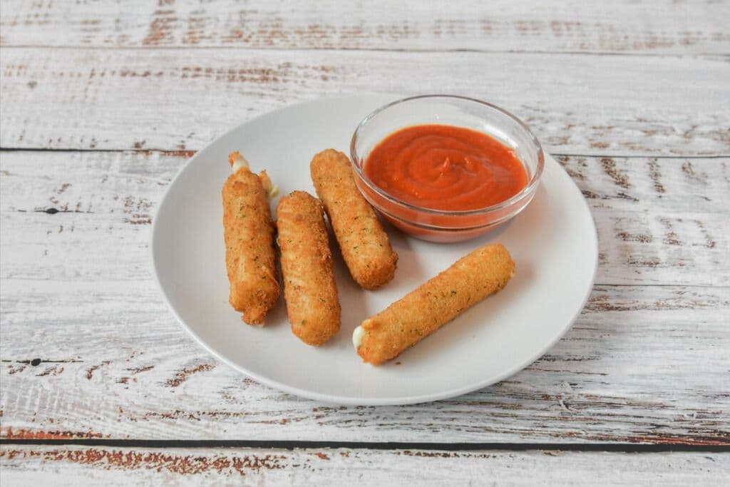 Four Mozza Sticks With Side Marinara