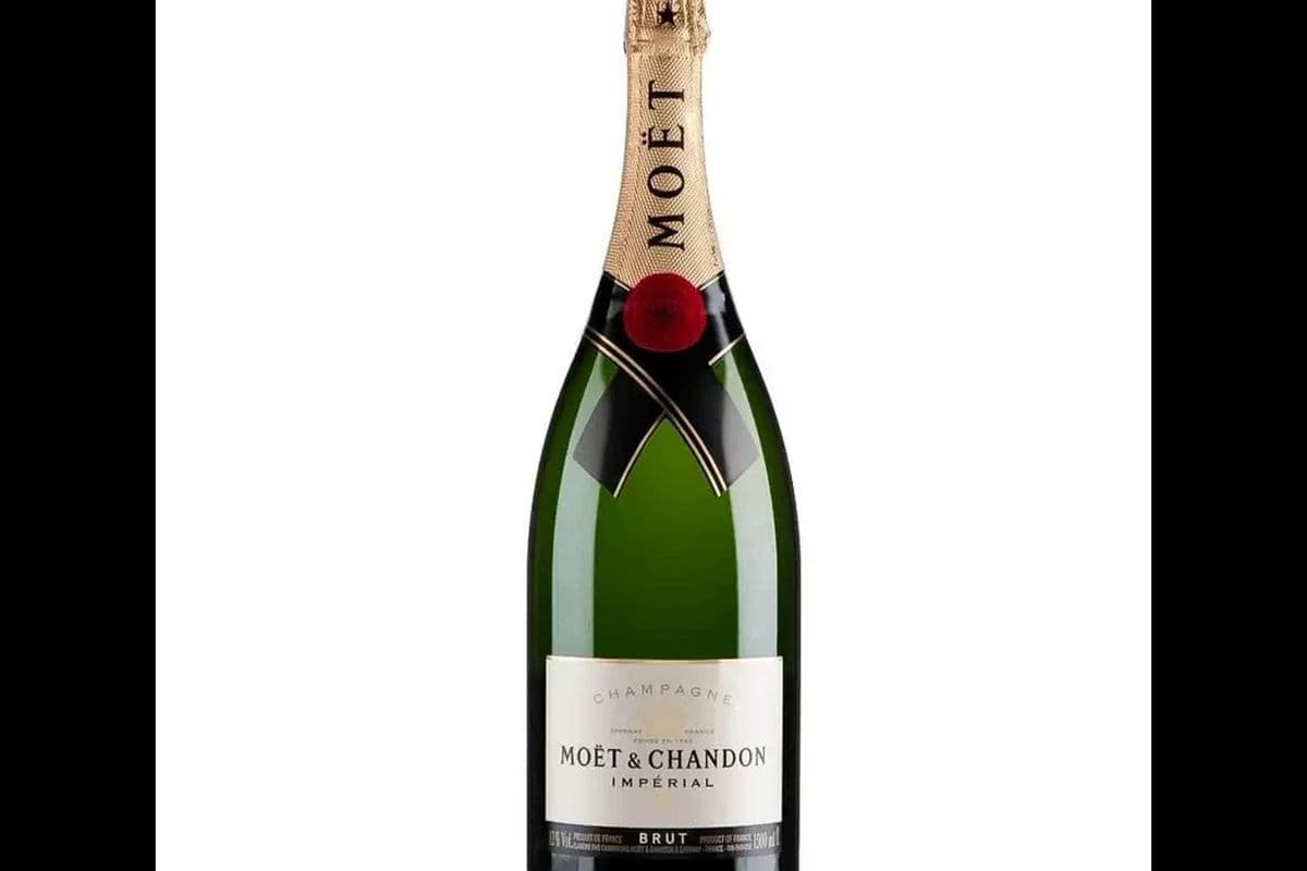 MOET & CHANDON BRUT IMPERIAL MAGNUM (1 x 1.5 LITRE)