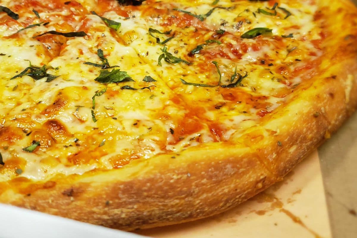 Large Margherita Pizza
