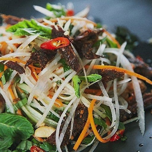 Green Papaya Salad / Salade de papaye verte