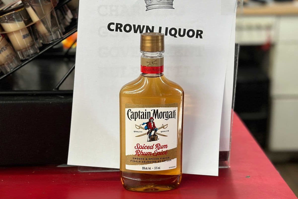 Captain Morgan Spiced (1 x 375 ml)