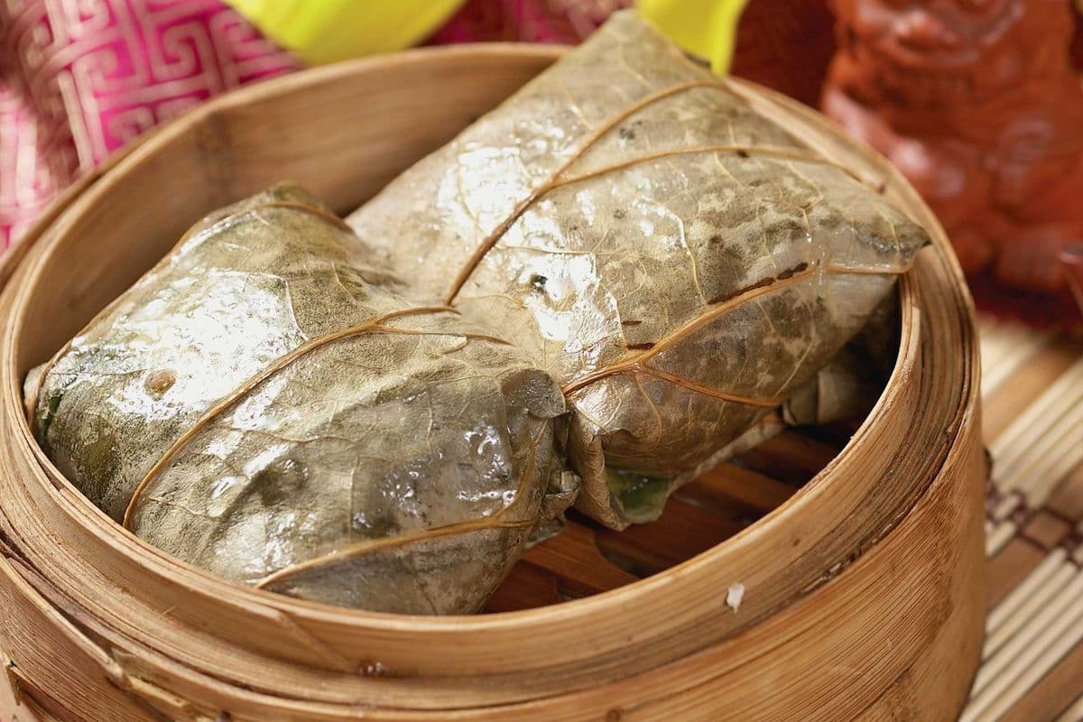 205BOGO. Steamed Sticky Rice Chicken in Lotus Leaf (糯米雞)/2 pcs x2