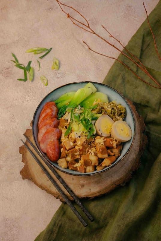 Taiwanese Braised Pork w/ Sausage Rice Bowl