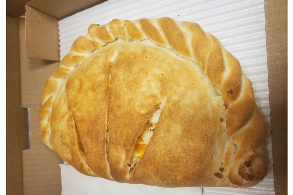 Baked Italian Calzone - Three Toppings