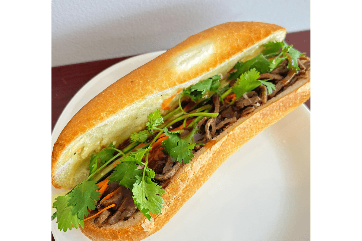 Sandwich au boeuf grillé / Grilled Beef Sandwich