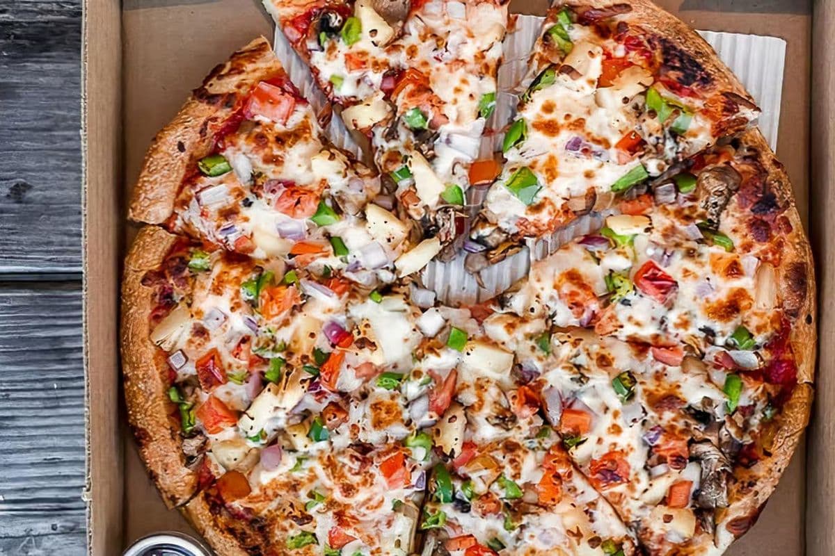 12" Medium Green Lovers (Veggie) Pizza