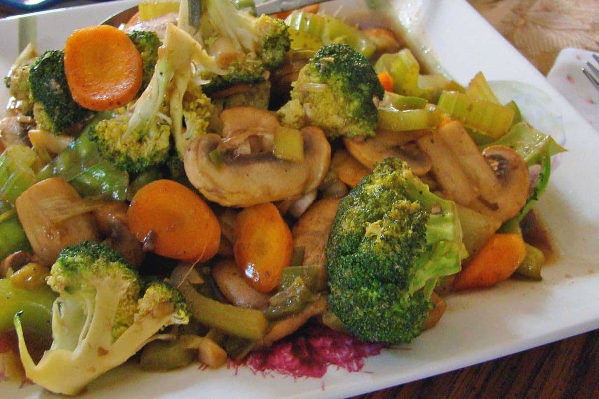 MIXED VEGETABLES ON OYSTER SAUCE