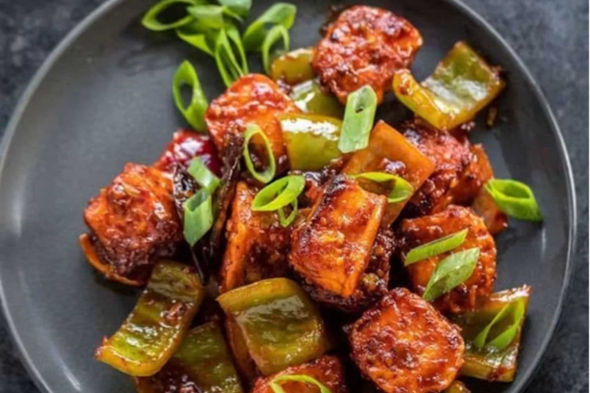 Chilli Paneer (Gravy or Dry)