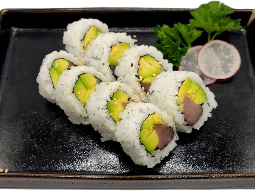 Tuna Avo Roll
