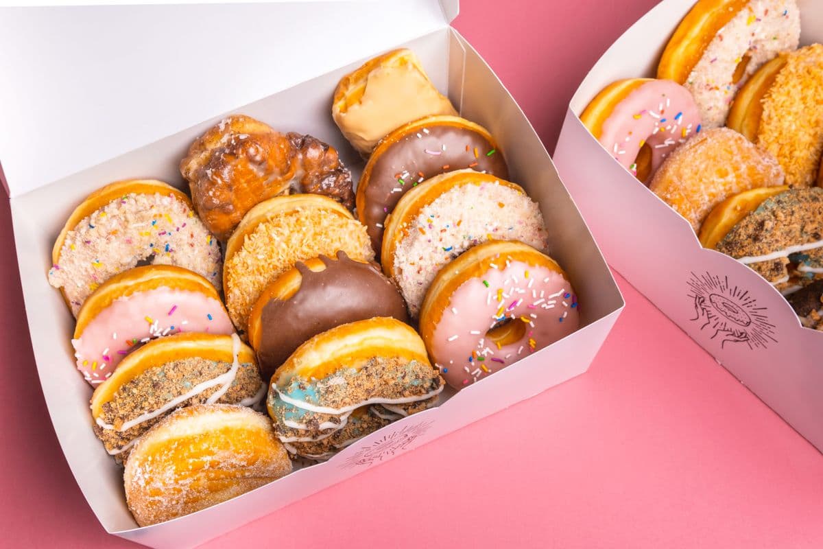 12 Raised Donuts