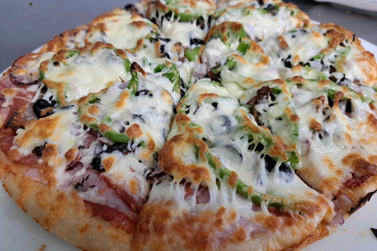 THIN 12"-Crust Supreme Pizza