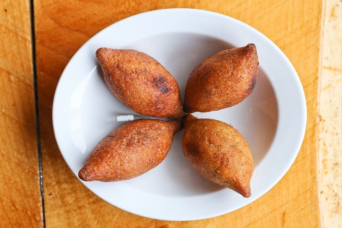2 Kebbeh avec Hummus