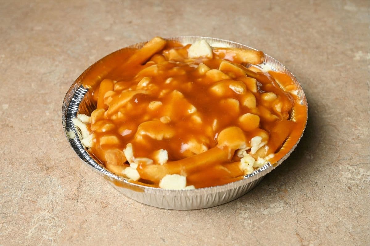 Poutine Ordinaire / Regular Poutine
