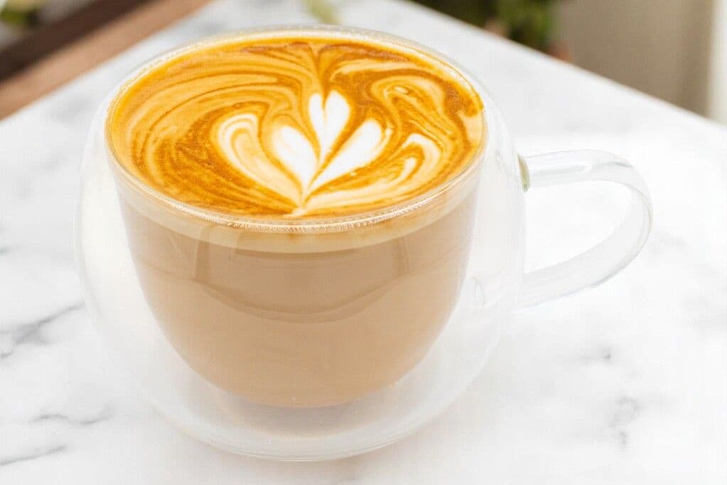 HOT DRINKS - LATTE