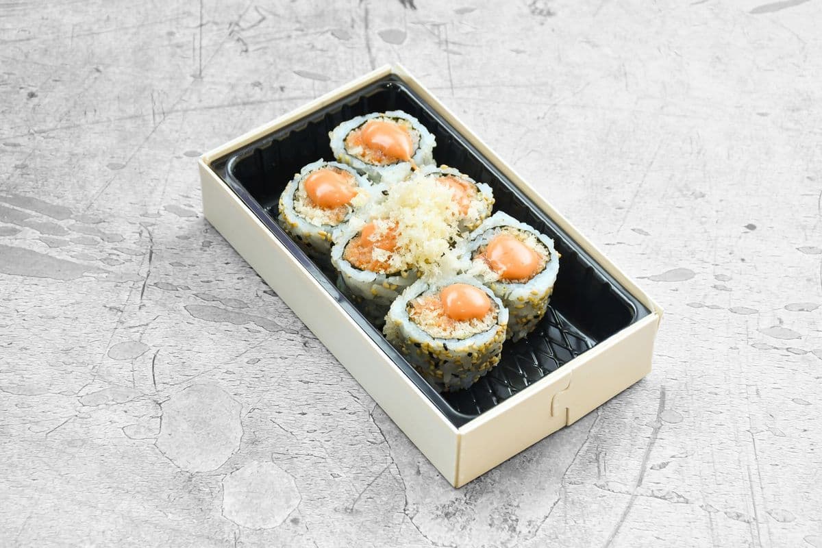 31. Crispy Spicy Salmon Roll (6 pcs)