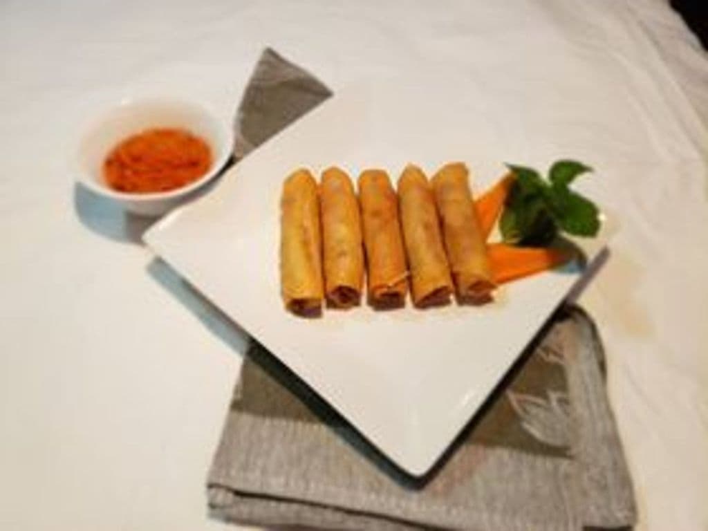 Deep fried Vietnamese Spring rolls (5 rolls)