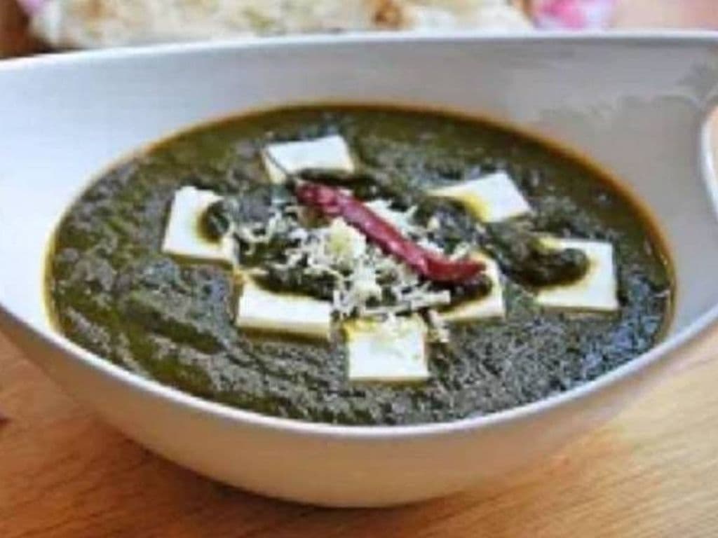 Palak Paneer (Spinach & Cheese)