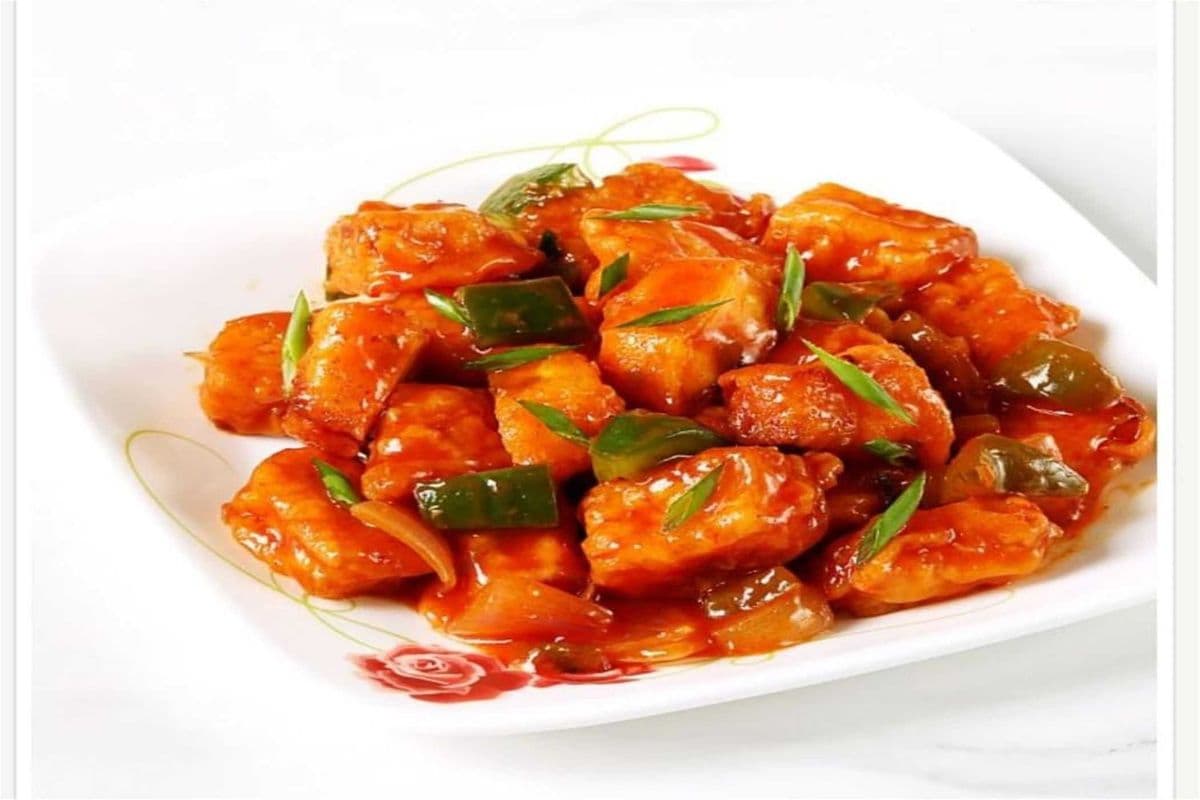 Medium Chilli Paneer Curry