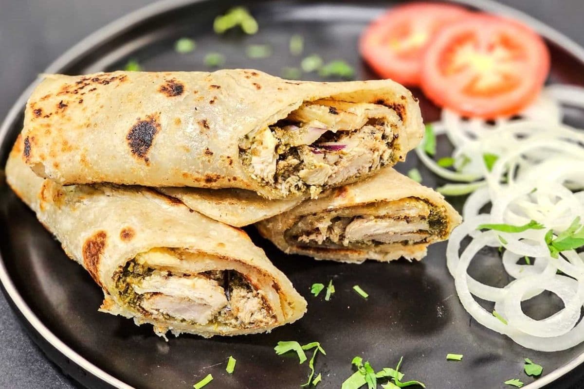 Chicken Bihari Boti Chatni Roll (2 Rolls)