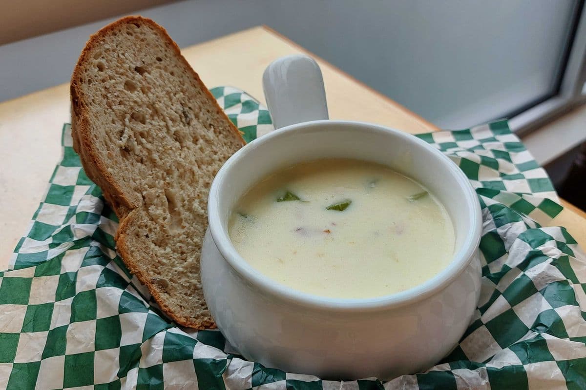 Bacon Corn Chowder Soup (small 12oz) (12 oz)
