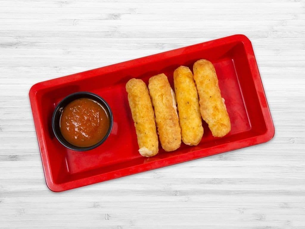 Mozza Sticks (4 pcs)