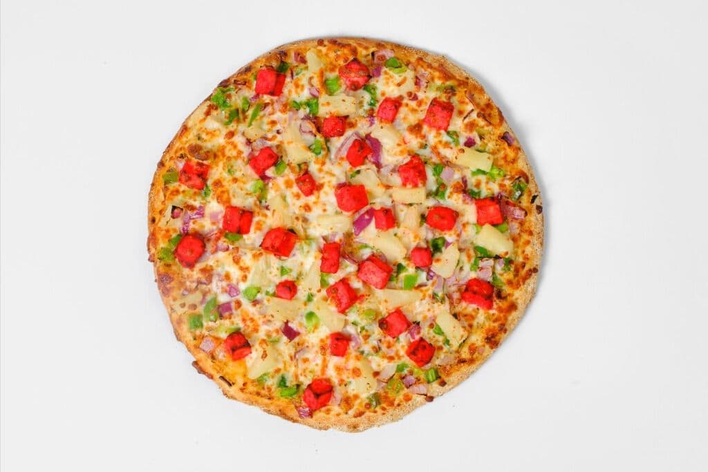 Medium Craft's Paneer Pizza