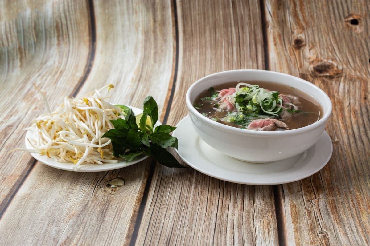 Small 34.Rare Steak Phở (Phở Tái)