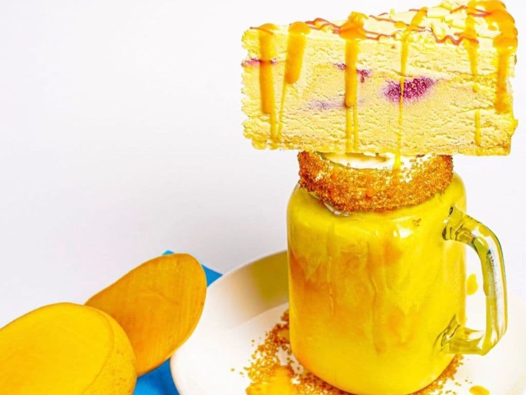 Mango Cheesecake Monster Shakes