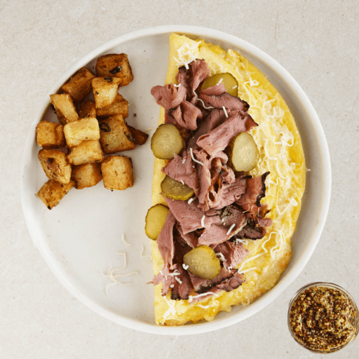 Omelette MTL smoked meat / Smoked Meat with Swiss Cheese Omelet