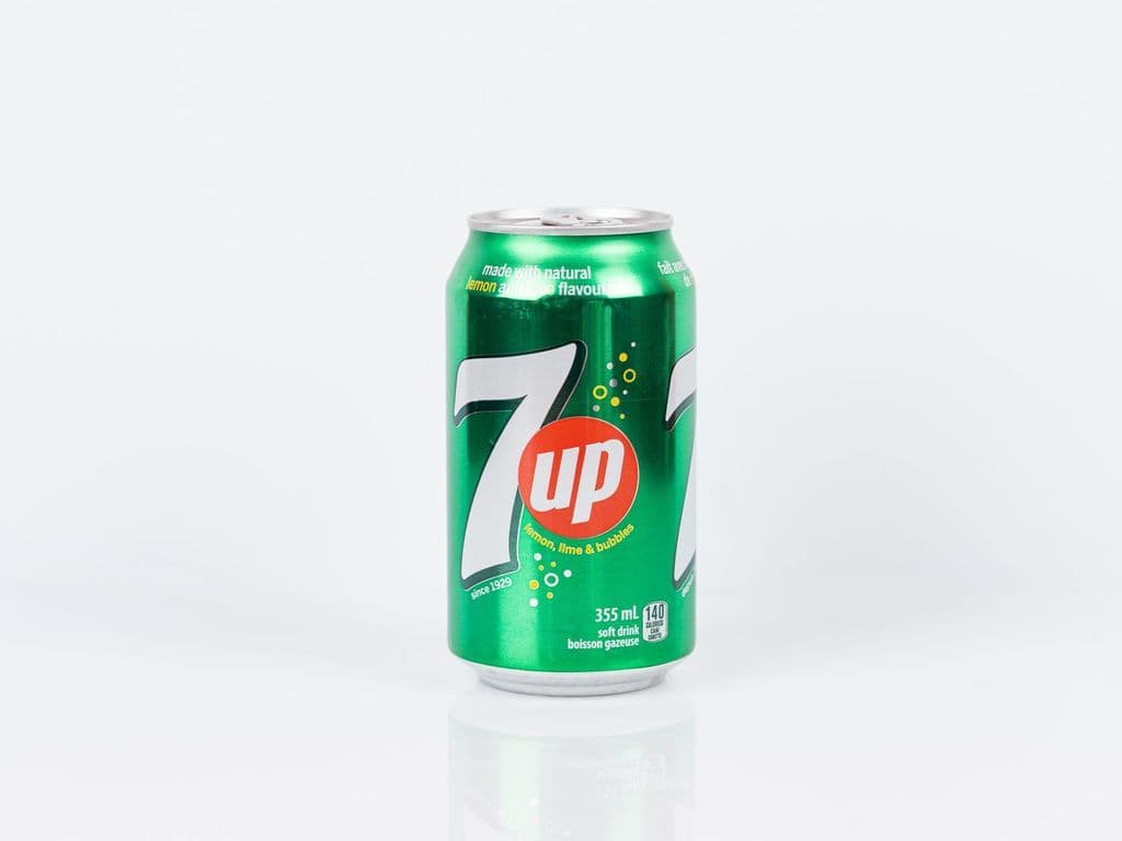 7UP- Can- OO