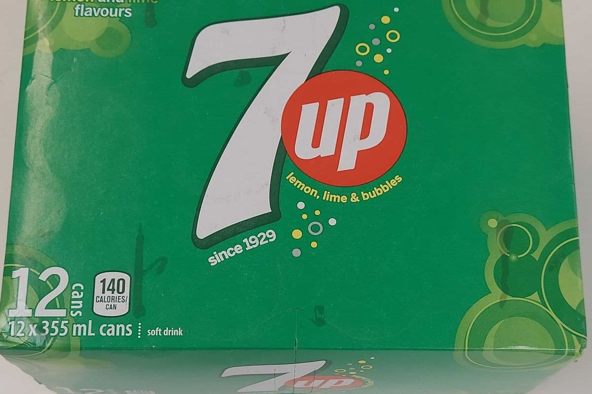 7UP 12 Pack (12 Cans of 355 ML)