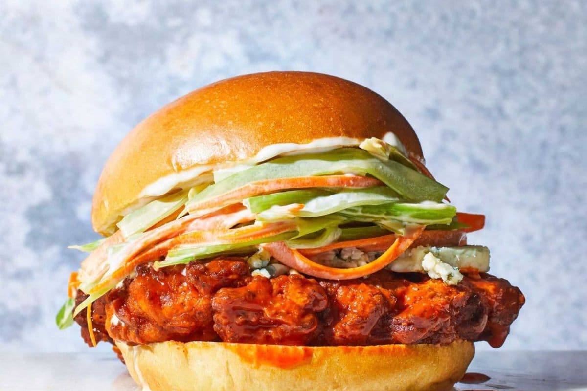 Buffalo style spicy chicken Burger