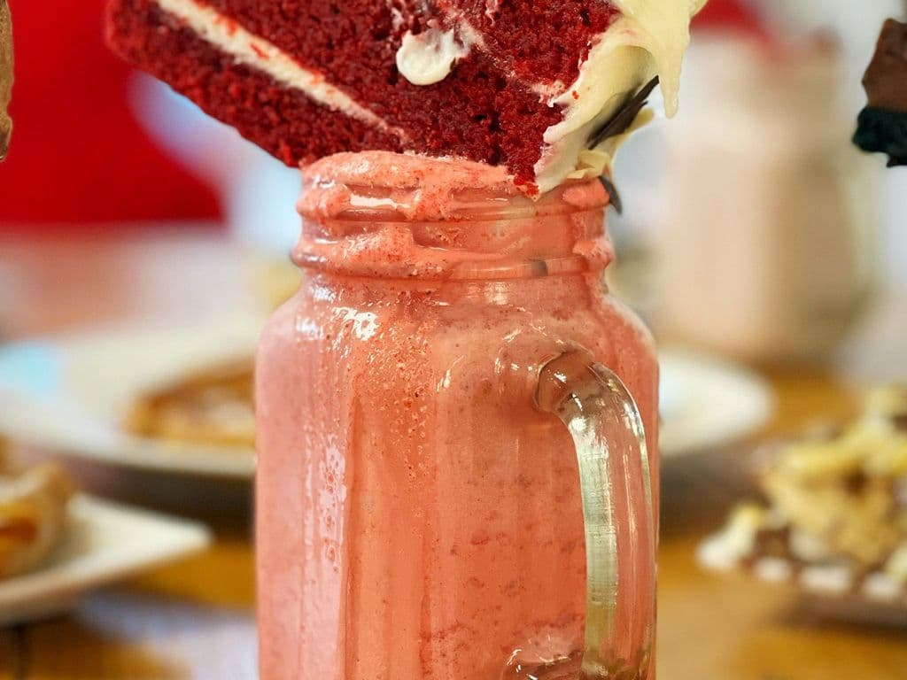 Red Velvet Cake Shake