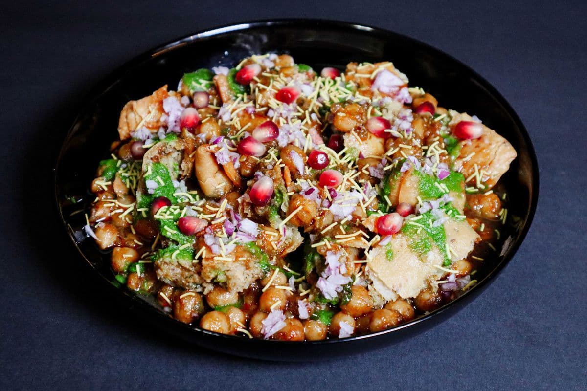 Chhole Samosa Chaat