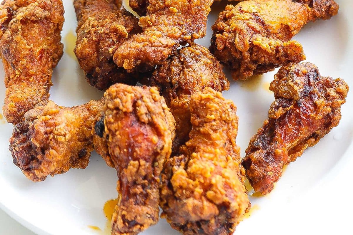CHICKEN WINGS - 10 PIECES (10 wings)