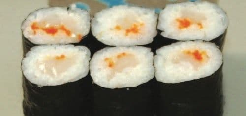 Tobiko Scallop Roll