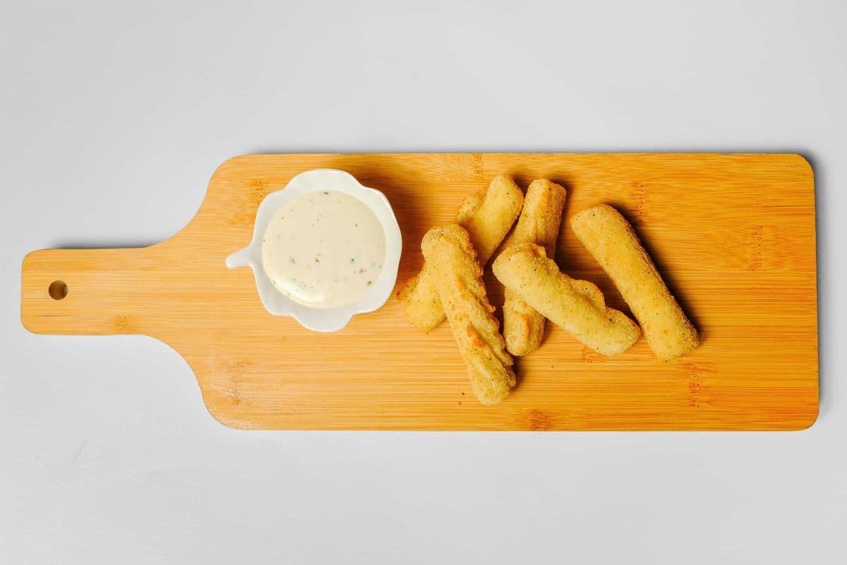 Cheesy Sticks (5pcs)