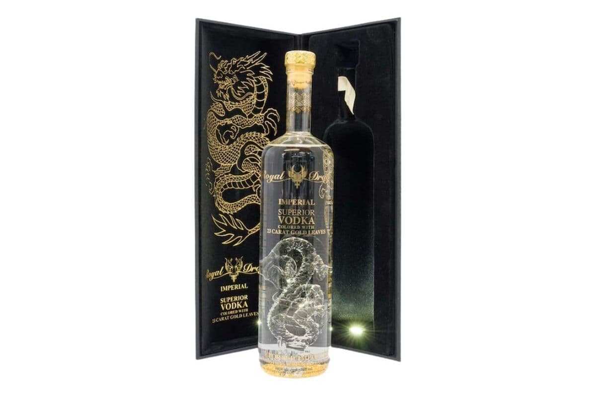 ROYAL DRAGON IMPERIAL VODKA 750ML GIFT (1 x 750 ML)
