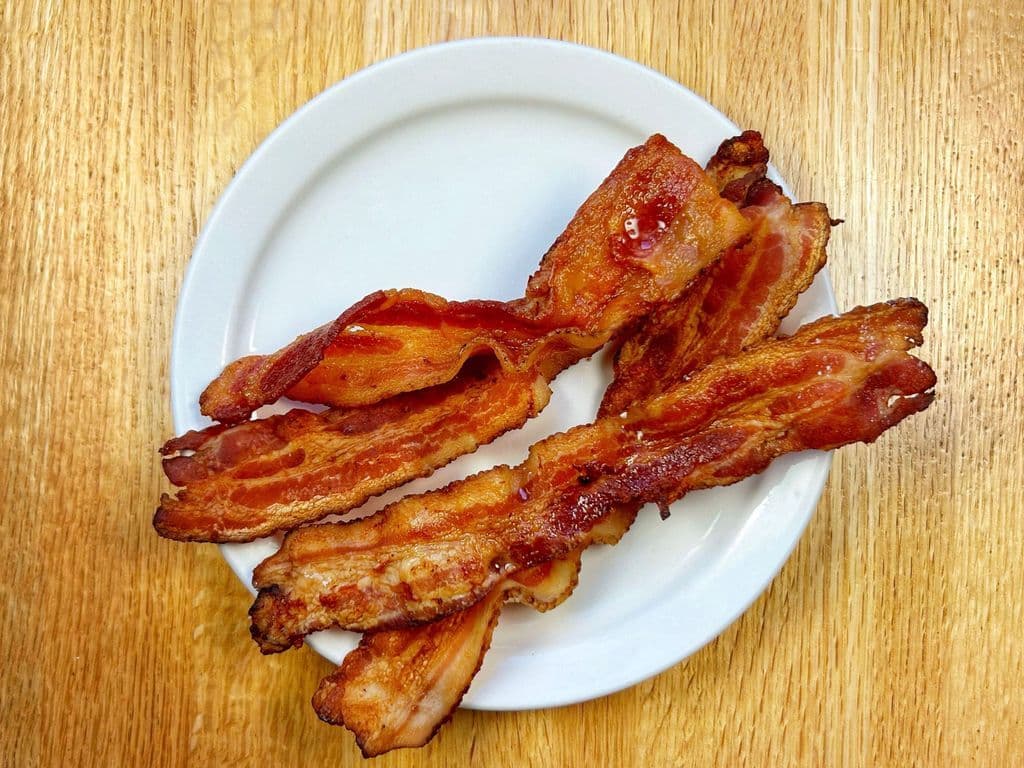 4 Strips of Bacon