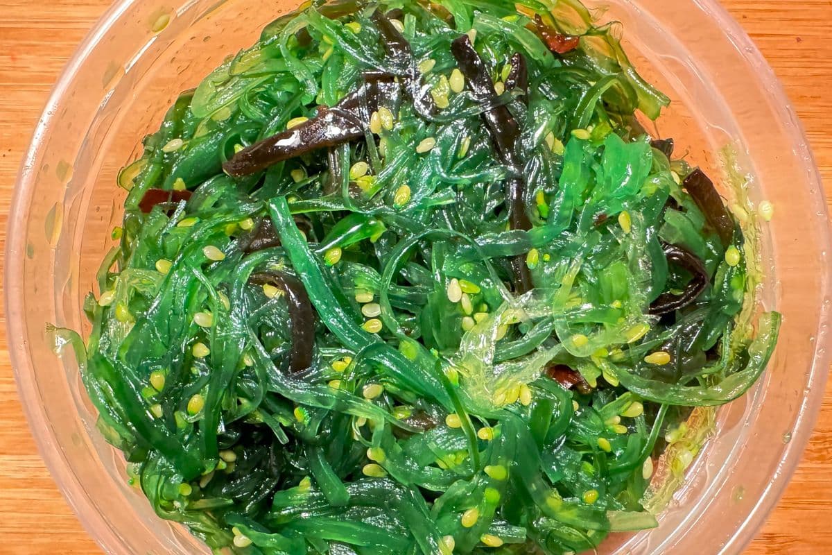1. Fresh Seaweed Wakame Salad