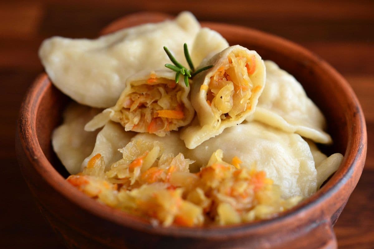 Sauerkraut perogies VEGAN (1 dozen/300 g) (522 Cal)