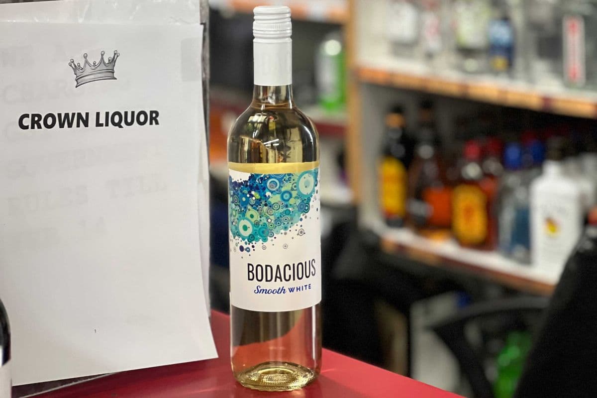 Bodacious Smooth White (750 ml) (1 x 750ml)