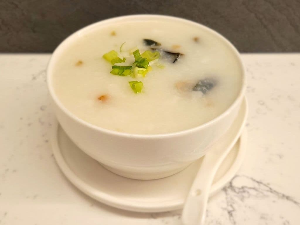 CG2 Lean Pork and Preserved Duck Egg Congee 皮蛋瘦肉粥