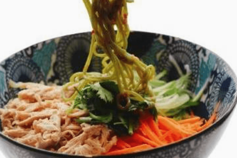 Spicy Kale Cold Noodles