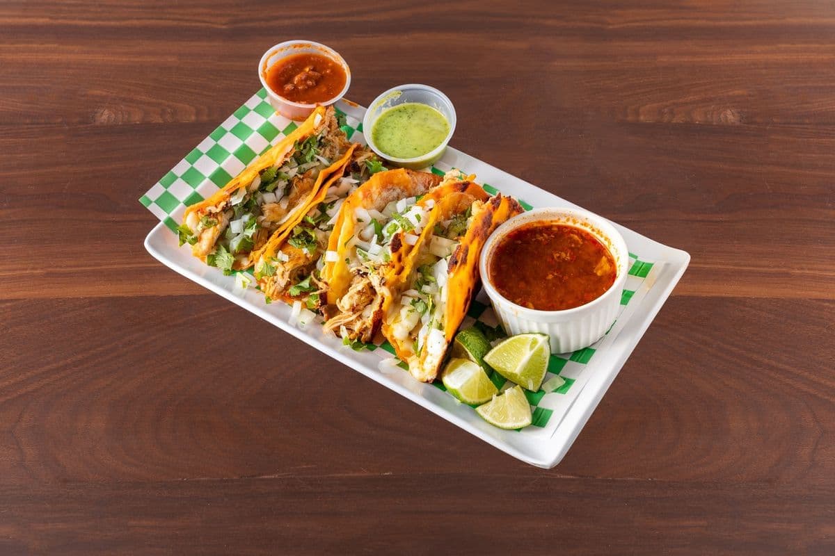 Birria poulet avec fromage tacos / Birria Chicken with Cheese Tacos