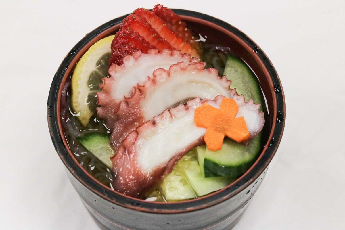 Tako (Octopus) Sunomono