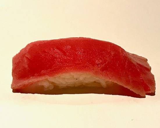 Sushi nigiri thon grillé / Sushi Nigiri Grilled Tuna (2 mcx / 2 pcs)