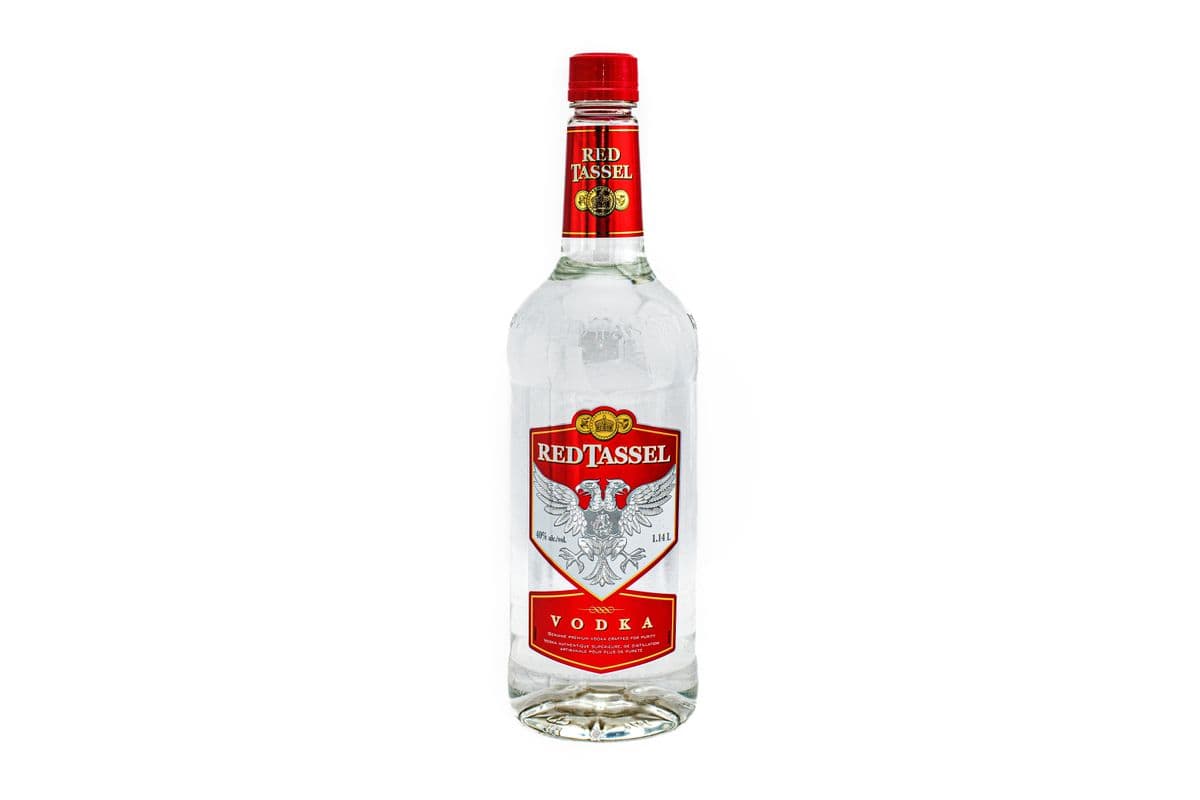 Red Tassel Vodka (1 x 1.14 L)