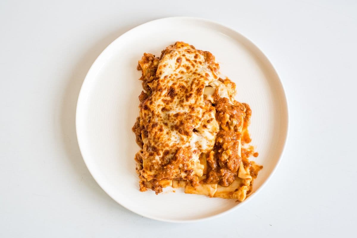 Lasagne gratinée (grande 8") / Lasagna au Gratin (Large 8")
